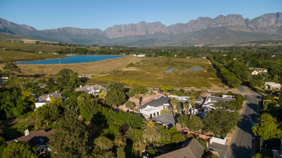 4 Bedroom Property for Sale in Golden Hill Western Cape